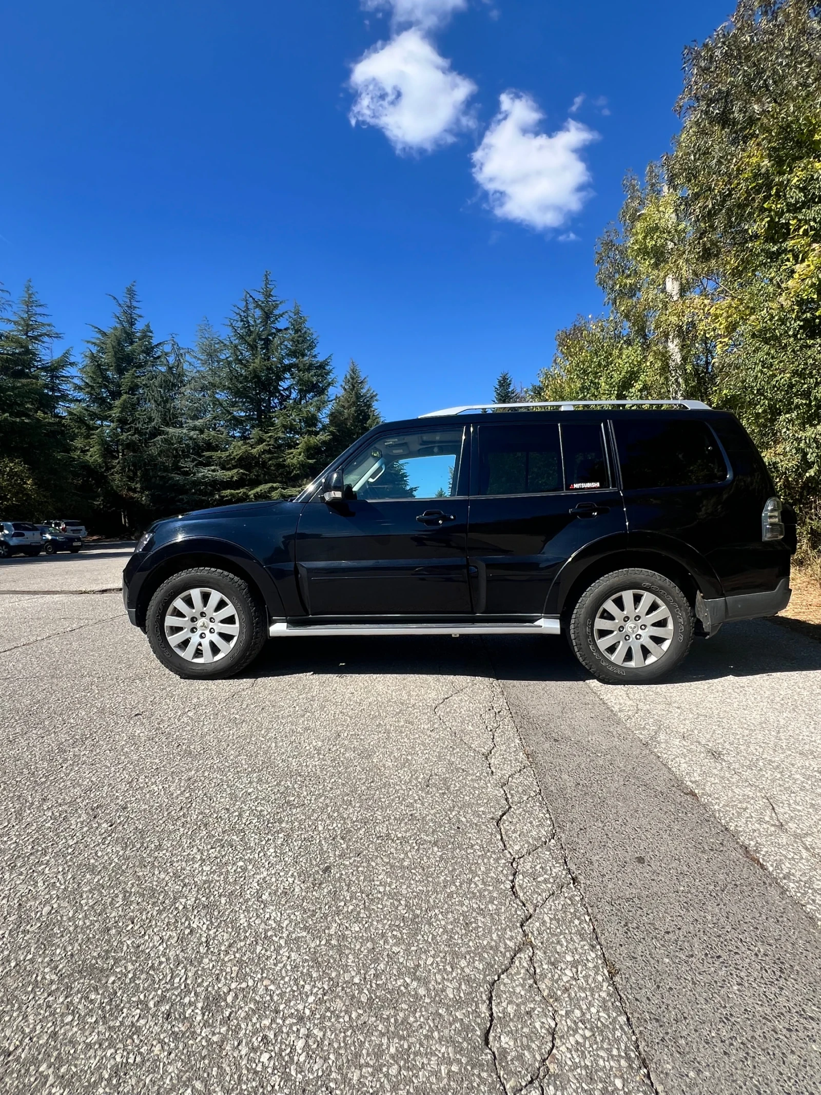 Mitsubishi Pajero, снимка 8 - Автомобили и джипове - 56334825