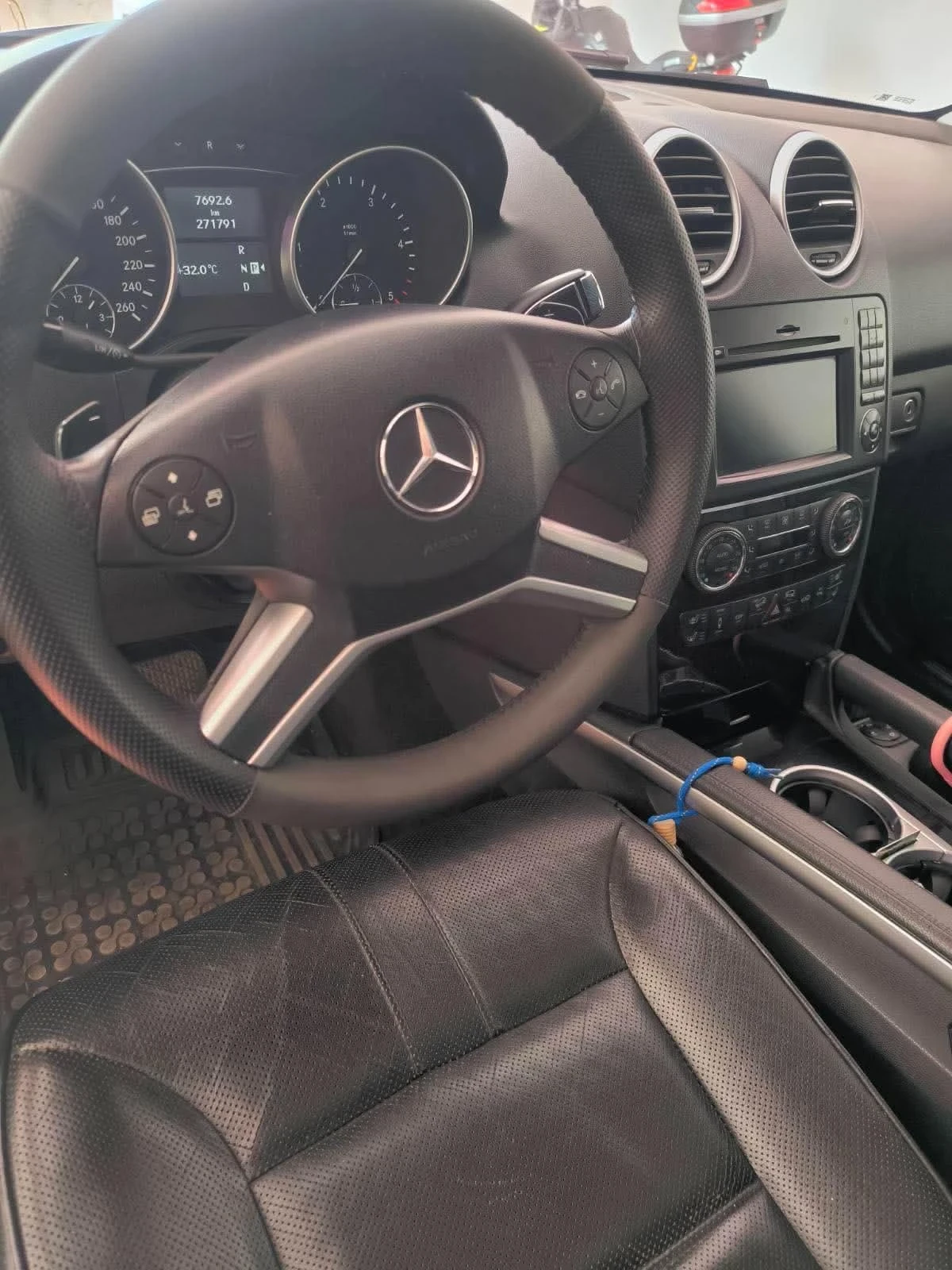 Mercedes-Benz ML 450 4.0, снимка 11 - Автомобили и джипове - 56652685