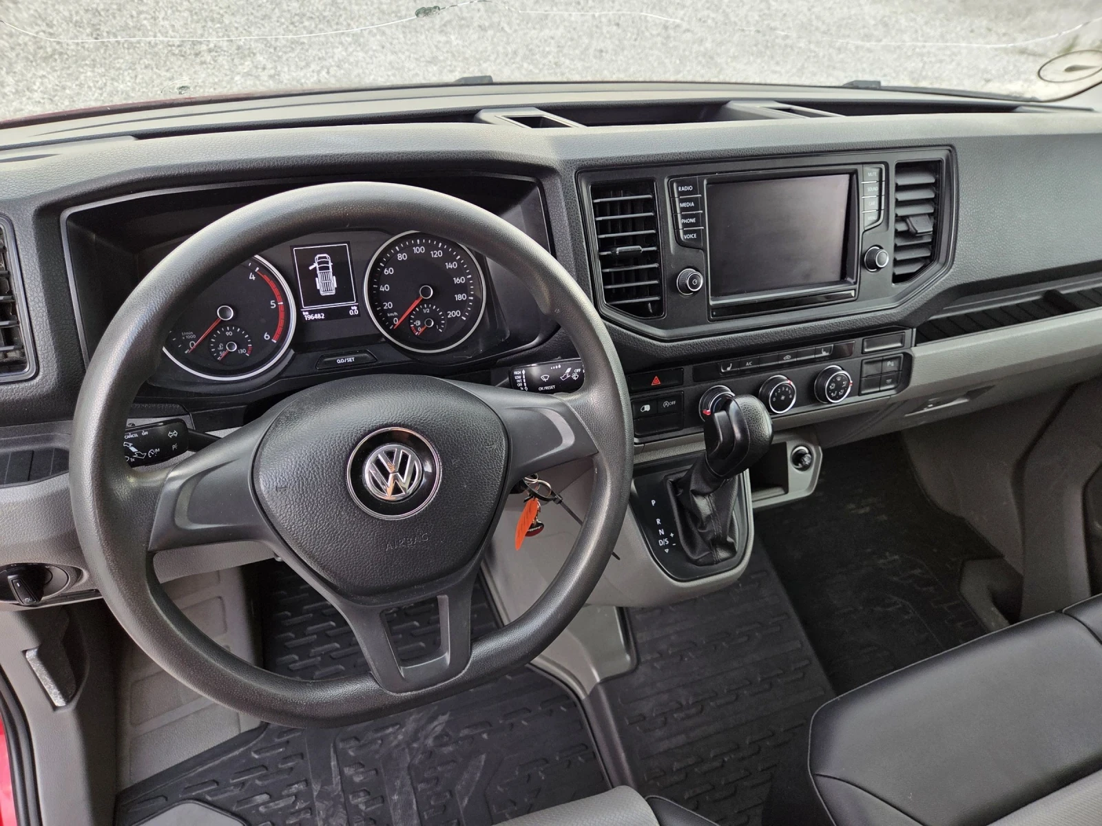 VW Crafter 2.0 TDI, Навигация, Климатик, Автомат, Лед фарове - изображение 10