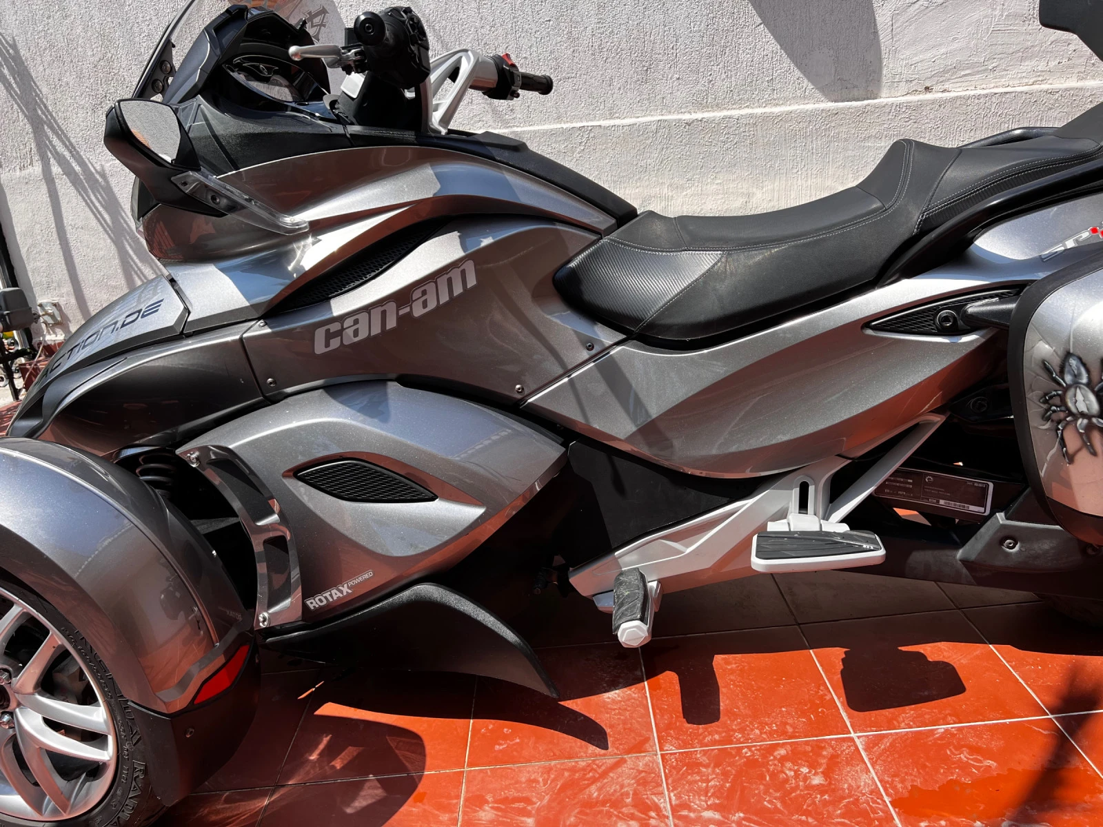 Can-Am Spyder Can-am Spyder ST - изображение 3