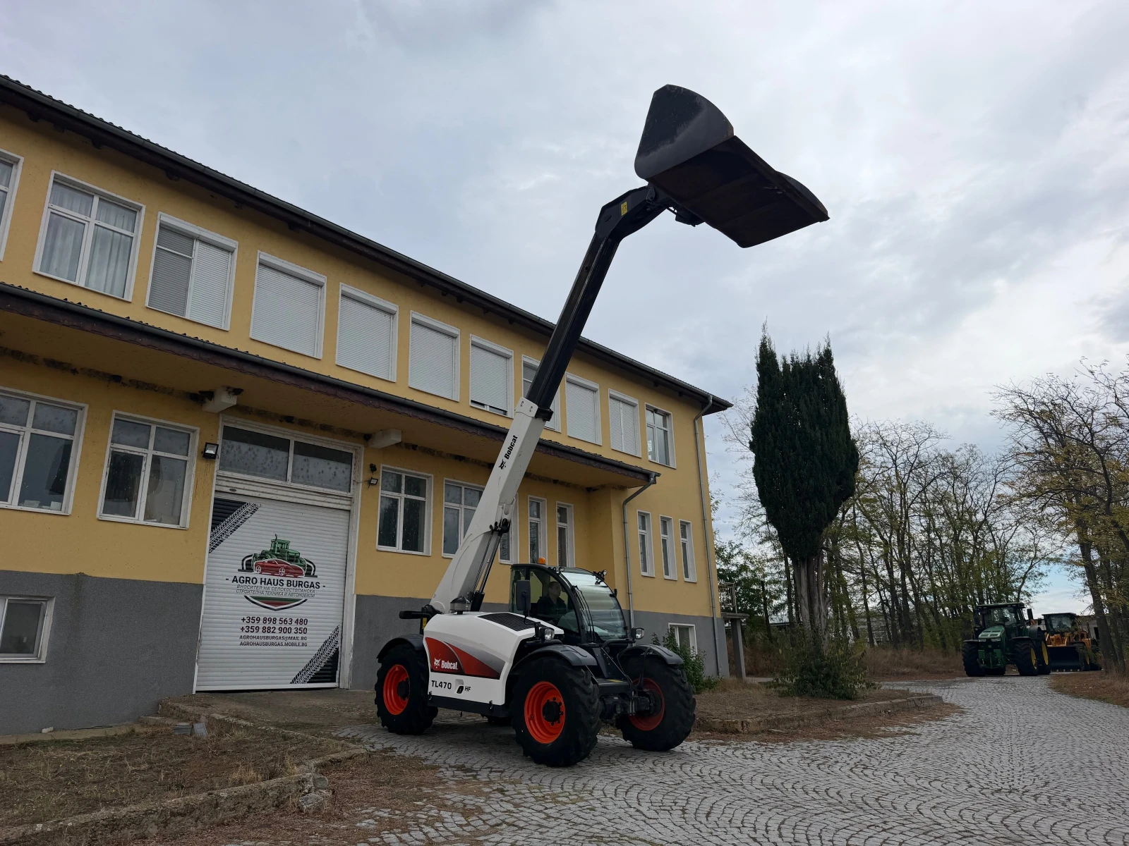 Телескопичен товарач Bobcat TL 470 HIGH FLOW ЛИЗИНГ, снимка 17 - Селскостопанска техника - 56313441