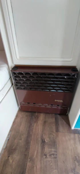 Каравана Burstner CITY, снимка 8