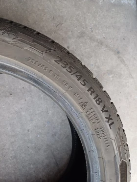 Гуми Зимни 235/45R18, снимка 8 - Гуми и джанти - 47688640