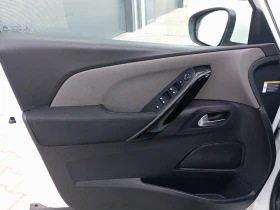 Citroen C4 Picasso 1.5d ЛИЗИНГ , снимка 8