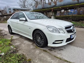 Mercedes-Benz E 220, снимка 1