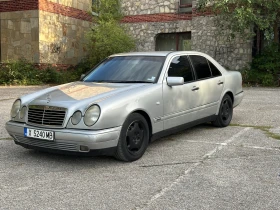 Mercedes-Benz E 220 CDI, снимка 3