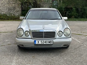 Mercedes-Benz E 220 CDI, снимка 1