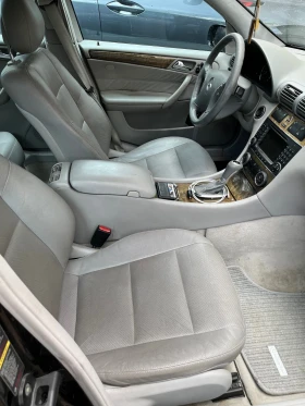     Mercedes-Benz C 320