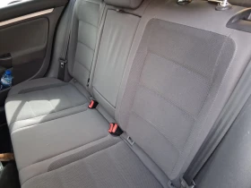 VW Golf - 3300 € / 6454.24 лв. - 27164293 8