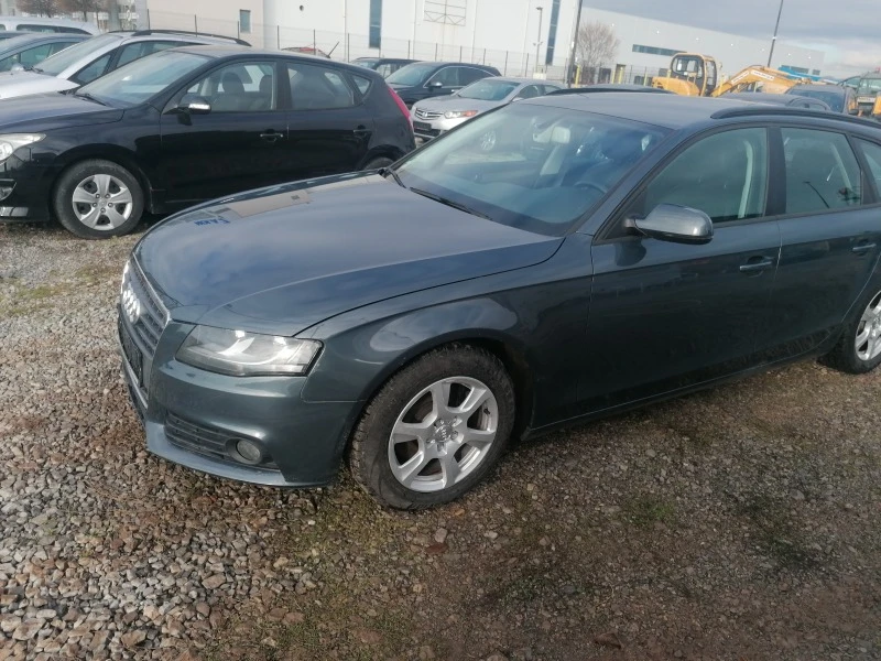 Audi A4 2.0TDI, снимка 2 - Автомобили и джипове - 43376108