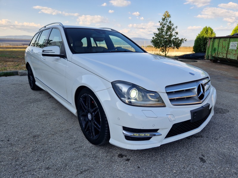 Mercedes-Benz C 300 3.0 DESIGNIO 4MATIC., снимка 1 - Автомобили и джипове - 46739738