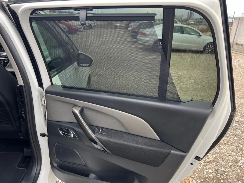 Citroen Grand C4 Picasso 1.5 HDI, снимка 14 - Автомобили и джипове - 47988279