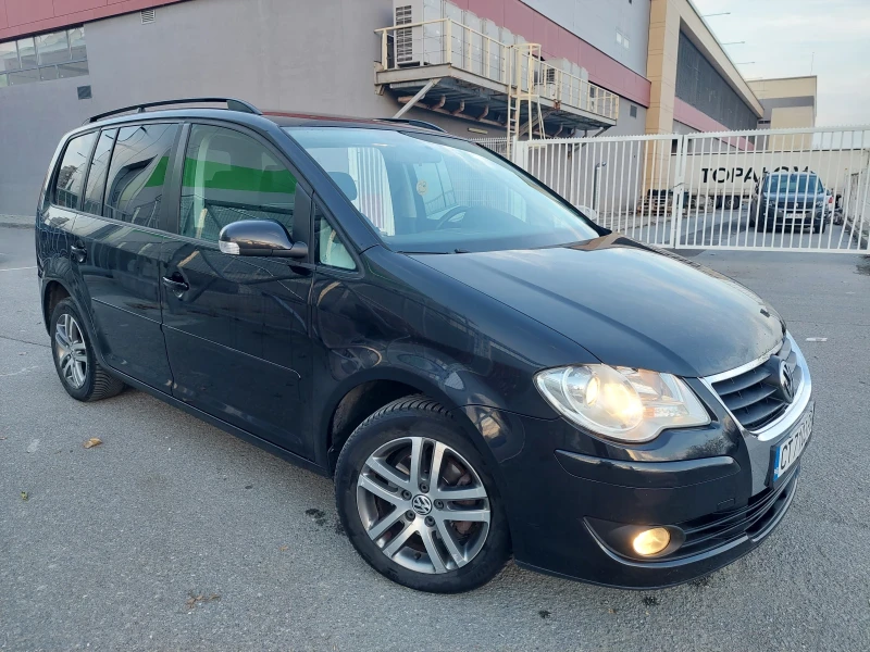 VW Touran, снимка 1 - Автомобили и джипове - 48346719