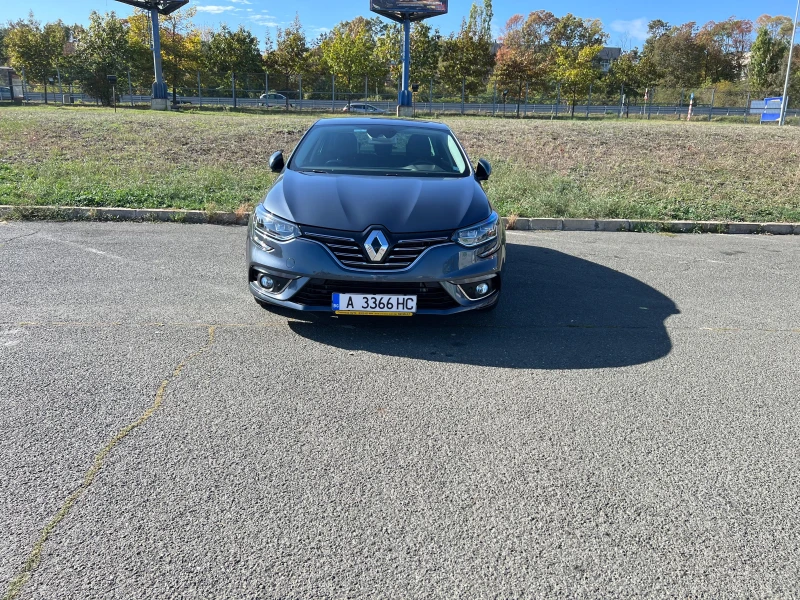 Renault Megane 1.5 dCi, снимка 2 - Автомобили и джипове - 48561386