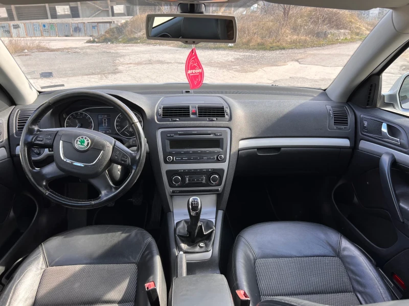 Skoda Octavia Facelift, снимка 12 - Автомобили и джипове - 49007880