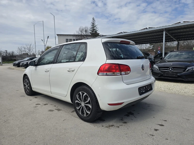 VW Golf 1.6 Бензин - 102к.с. - Фабрична Газ, снимка 5 - Автомобили и джипове - 49594937