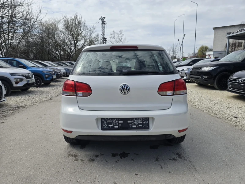 VW Golf 1.6 Бензин - 102к.с. - Фабрична Газ, снимка 8 - Автомобили и джипове - 49594937