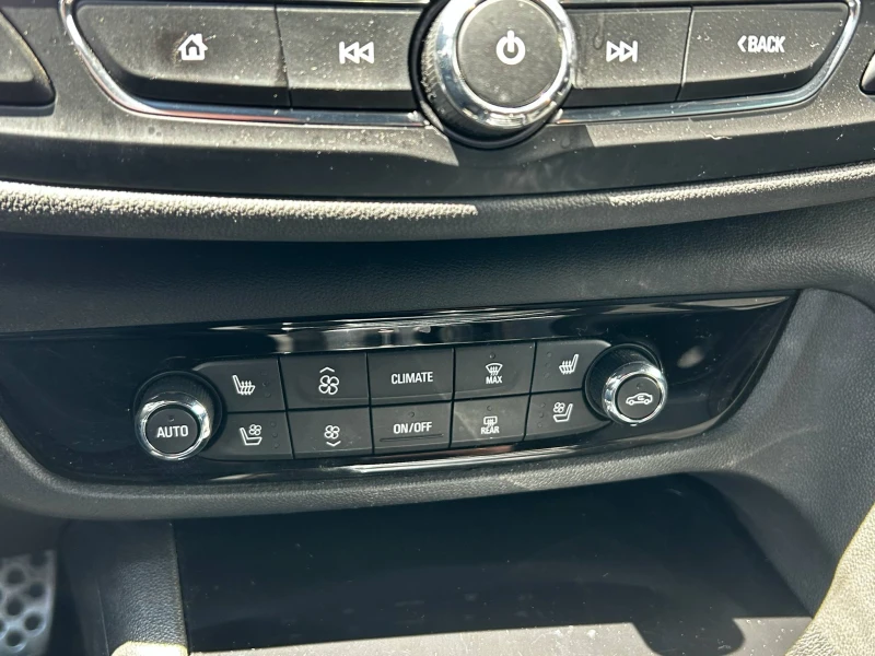 Opel Insignia 2.0CDTI GS LINE AT8, снимка 11 - Автомобили и джипове - 50576090