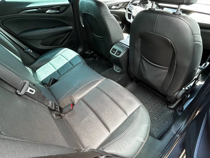 Opel Insignia 2.0CDTI GS LINE AT8, снимка 10 - Автомобили и джипове - 50576090