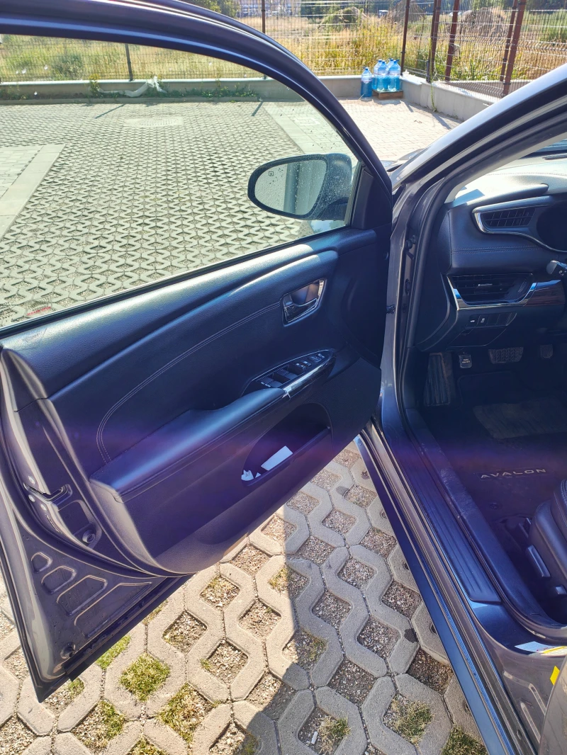 Toyota Avalon XLE Premium, снимка 9 - Автомобили и джипове - 51956889