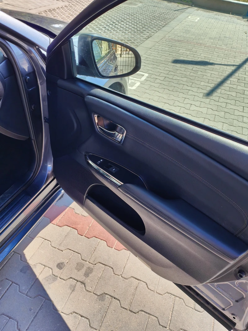 Toyota Avalon XLE Premium, снимка 8 - Автомобили и джипове - 51956889