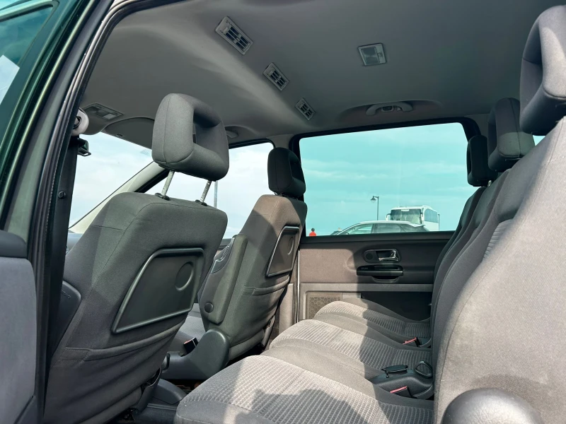 VW Sharan, снимка 12 - Автомобили и джипове - 52486497