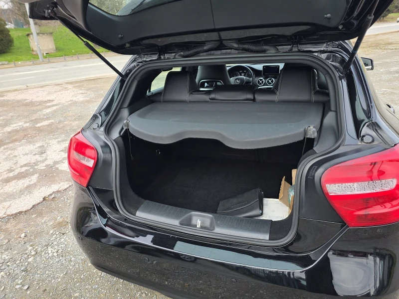 Mercedes-Benz A 180 1.6 I 122k.c , снимка 13 - Автомобили и джипове - 53085934