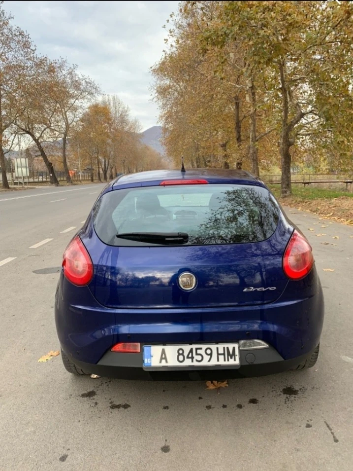 Fiat Bravo 1.9 multidjet, снимка 8 - Автомобили и джипове - 48299735