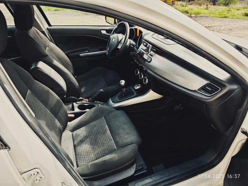 Alfa Romeo Giulietta - 12500 лв. - 18466662 | Car24.bg
