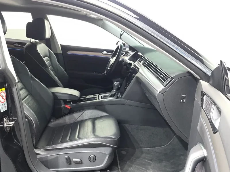 VW Arteon  2.0 Tdi Premium, снимка 11 - Автомобили и джипове - 56371344
