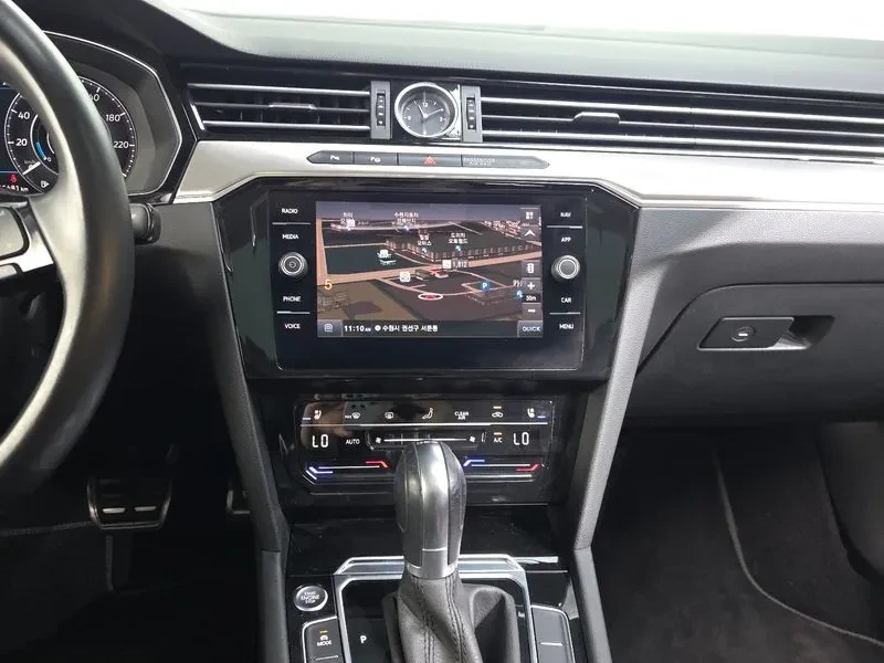 VW Arteon  2.0 Tdi Premium, снимка 14 - Автомобили и джипове - 56371344