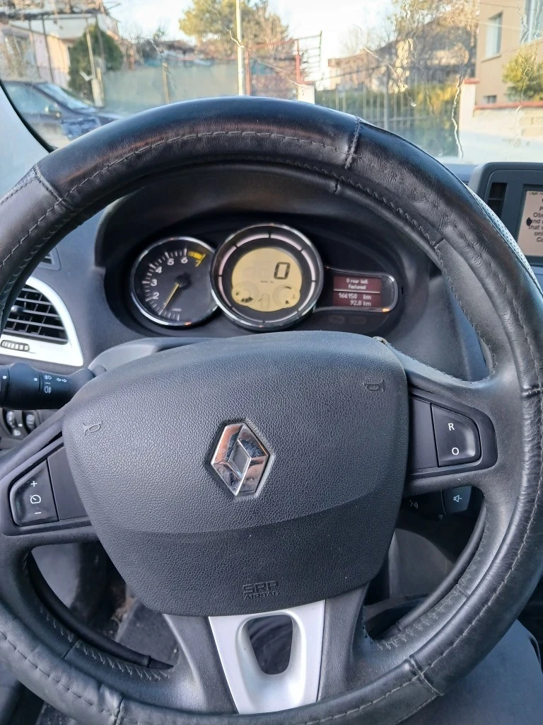 Renault Megane Купе, снимка 9 - Автомобили и джипове - 56559337