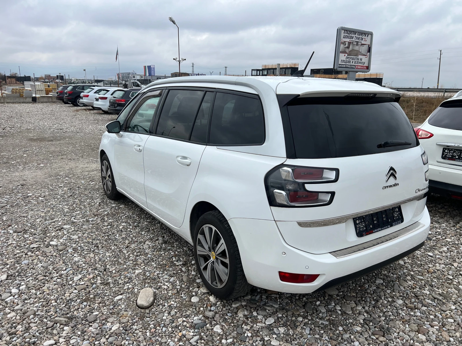 Citroen Grand C4 Picasso 1.5 HDI - изображение 7