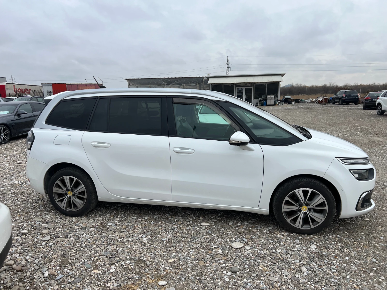 Citroen Grand C4 Picasso 1.5 HDI - изображение 4