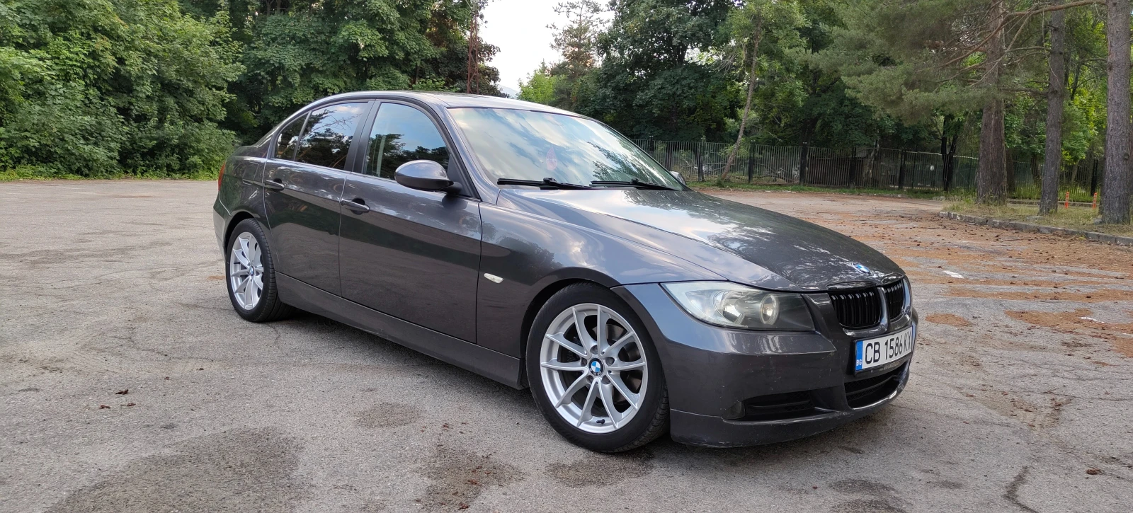 BMW 320 2.0 - изображение 7