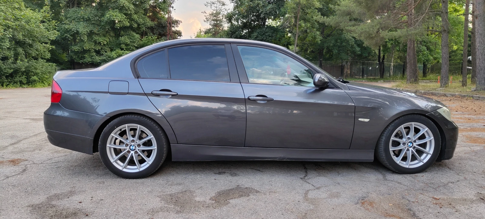 BMW 320 2.0 - изображение 6