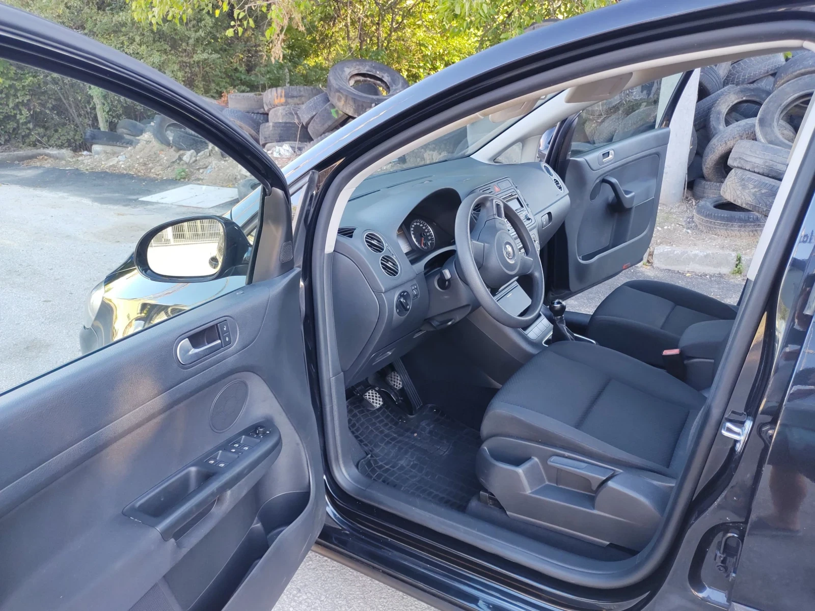 VW Golf Plus 1.6TDI - изображение 9