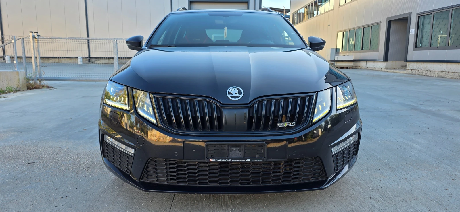 Skoda Octavia 2.0TDI * RS* AVTOMAT* 4×4* KEYLESS* ШВЕЙЦАРИЯ, снимка 2 - Автомобили и джипове - 56191784
