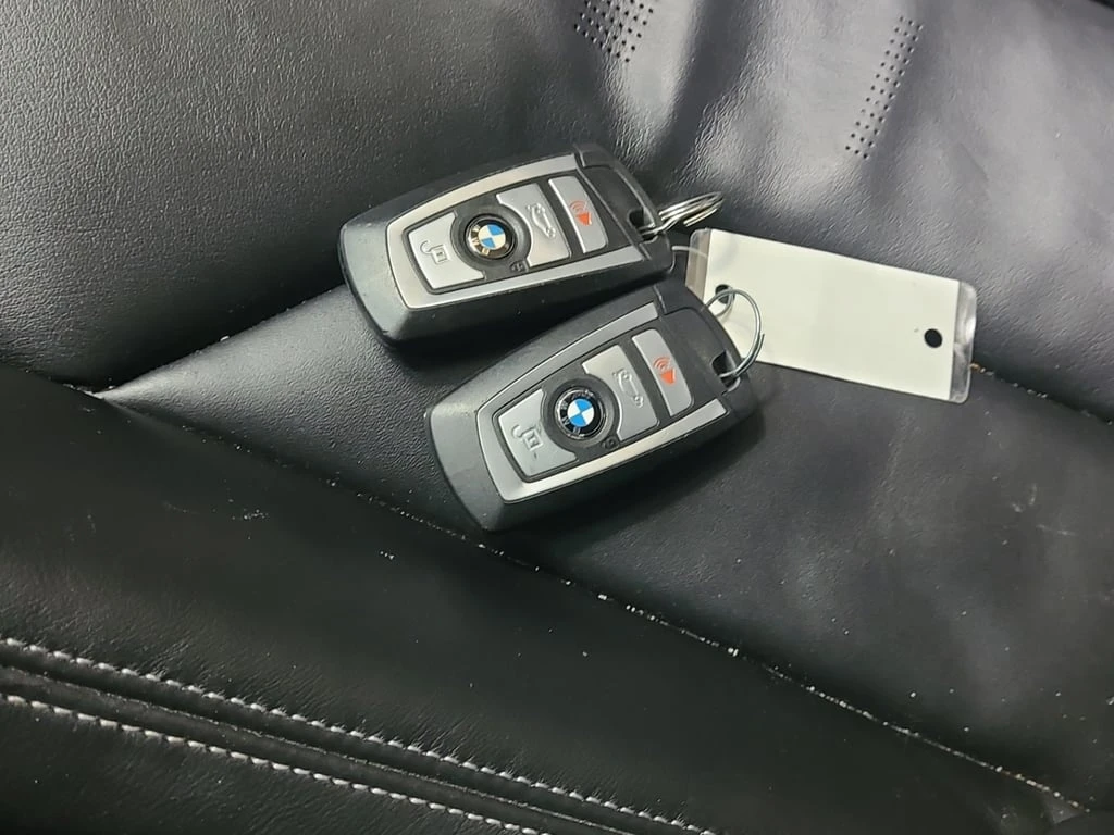 BMW M3 * CARFAX * БЕЗ ПЪРВОНАЧАЛНА ВНОСКА - изображение 8