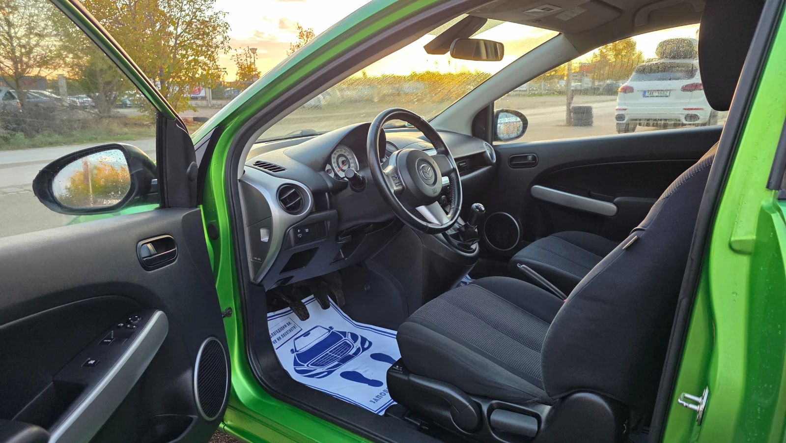 Mazda 2 /NAVI | Mobile.bg   7