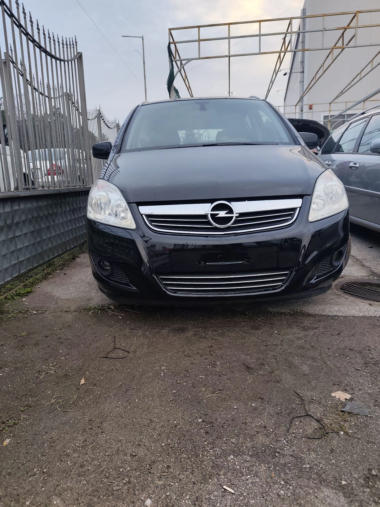Opel Zafira 1.7 d.7 места - изображение 2