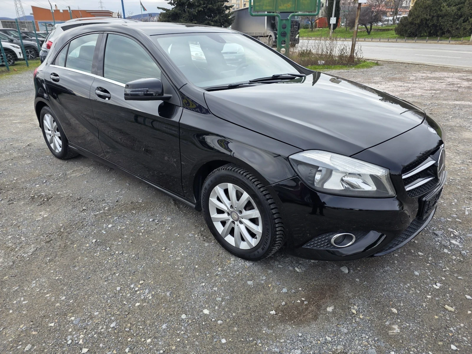 Mercedes-Benz A 180 1.6 I 122k.c  - изображение 3