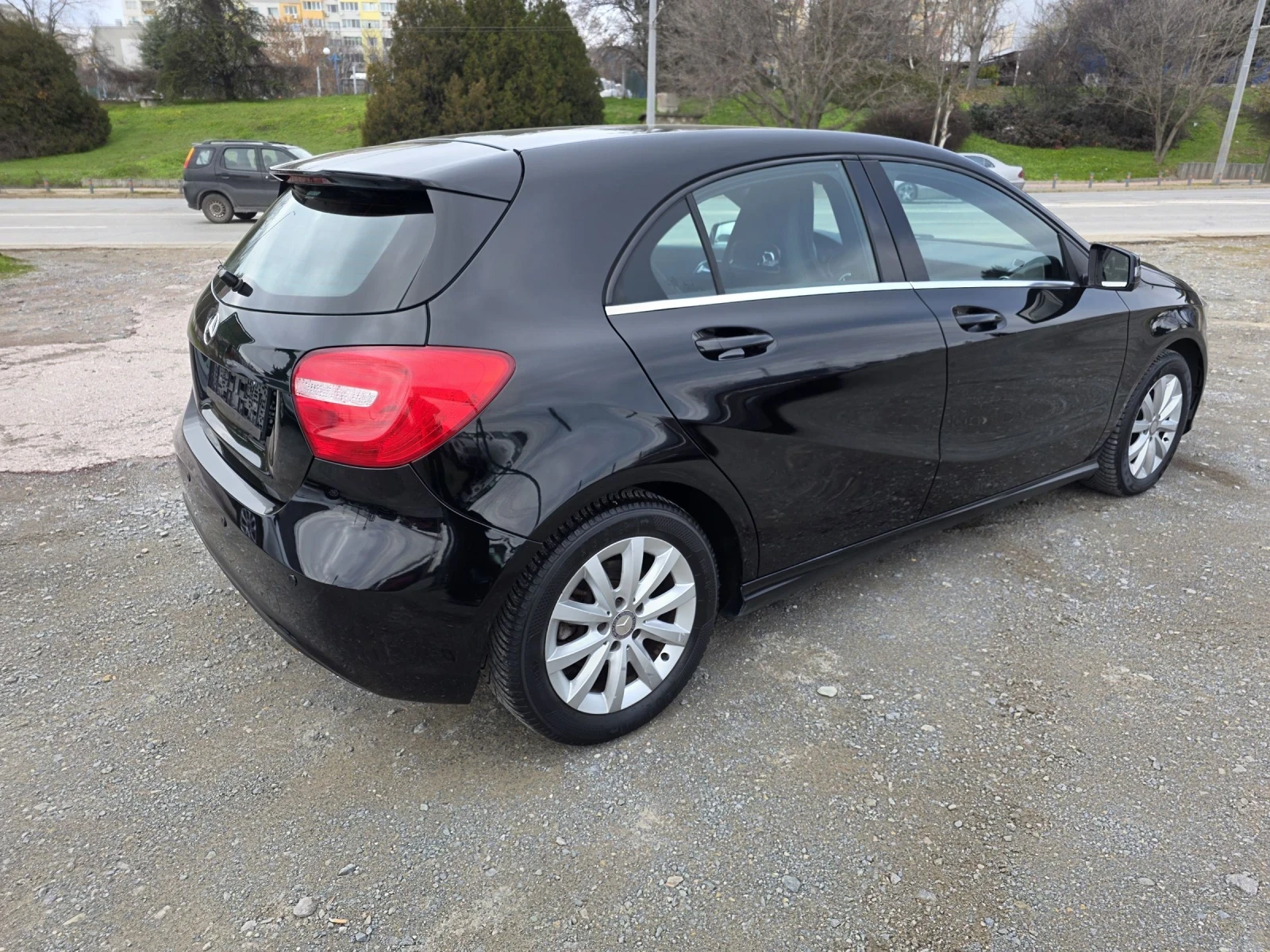 Mercedes-Benz A 180 1.6 I 122k.c  - изображение 5