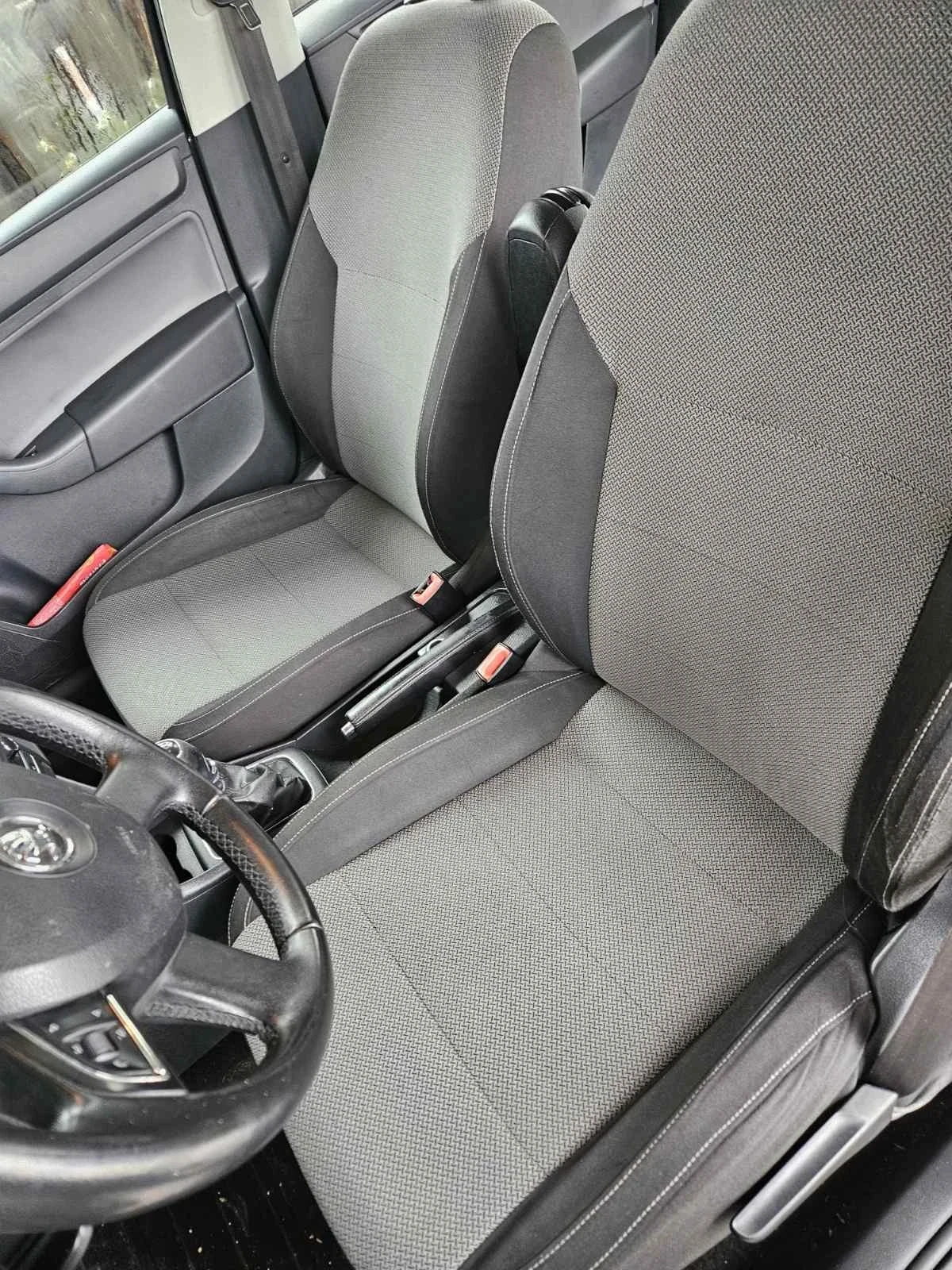 Skoda Rapid, снимка 11 - Автомобили и джипове - 53768046