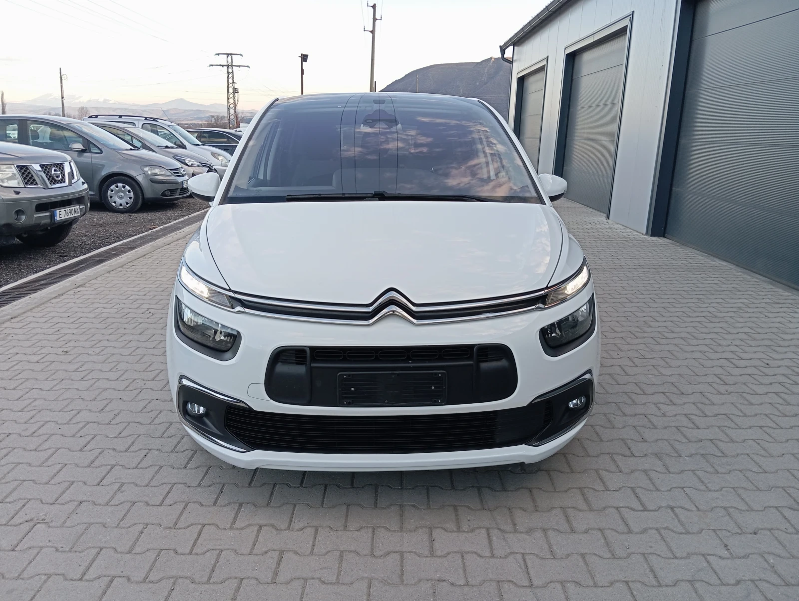 Citroen C4 Picasso 1.5d ЛИЗИНГ , снимка 2 - Автомобили и джипове - 53815690