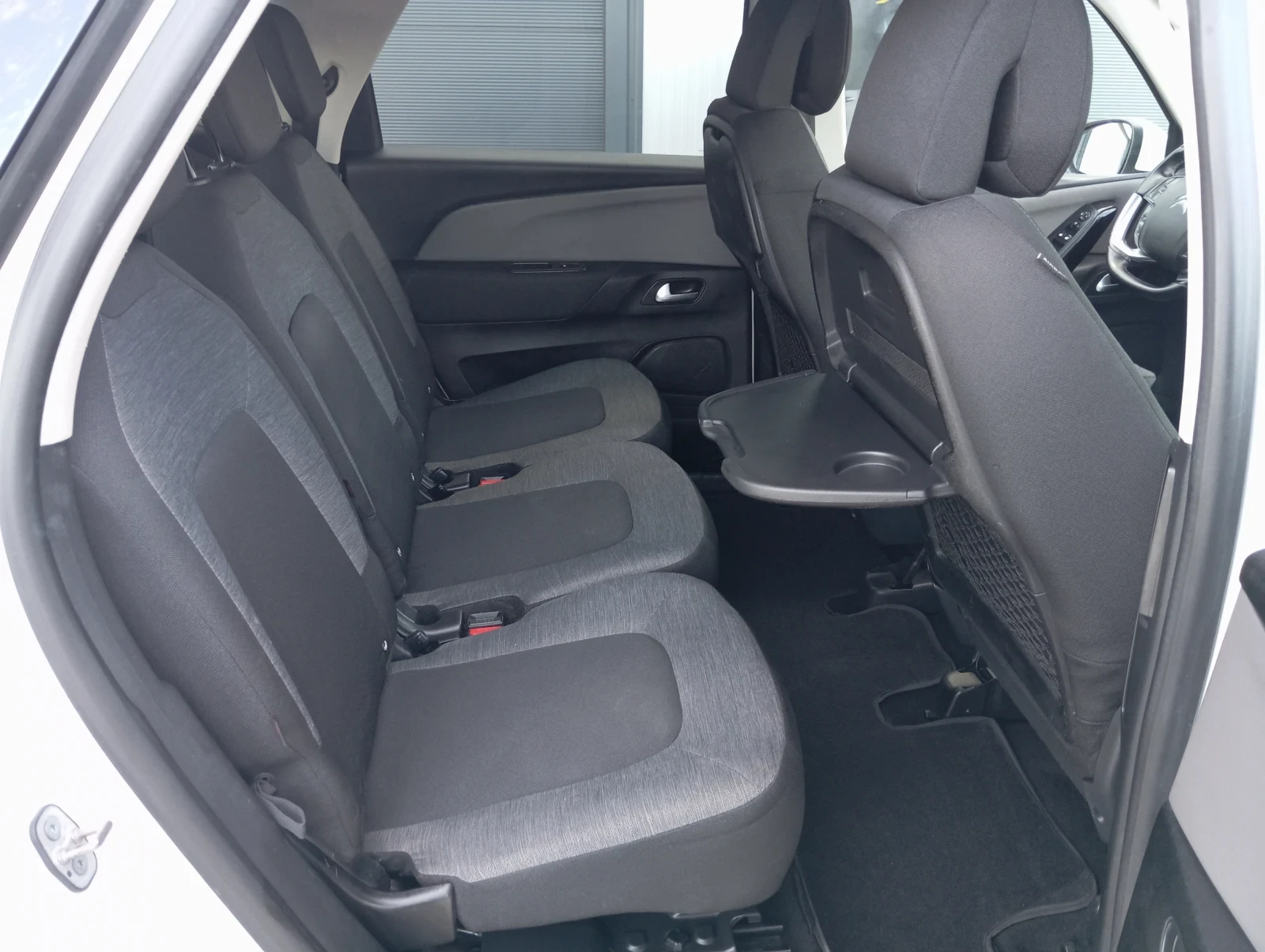 Citroen C4 Picasso 1.5d ЛИЗИНГ , снимка 10 - Автомобили и джипове - 53815690