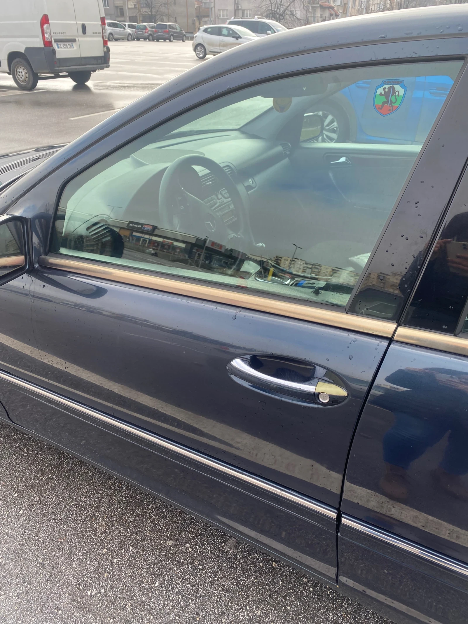 Mercedes-Benz C 200, снимка 7 - Автомобили и джипове - 54020044