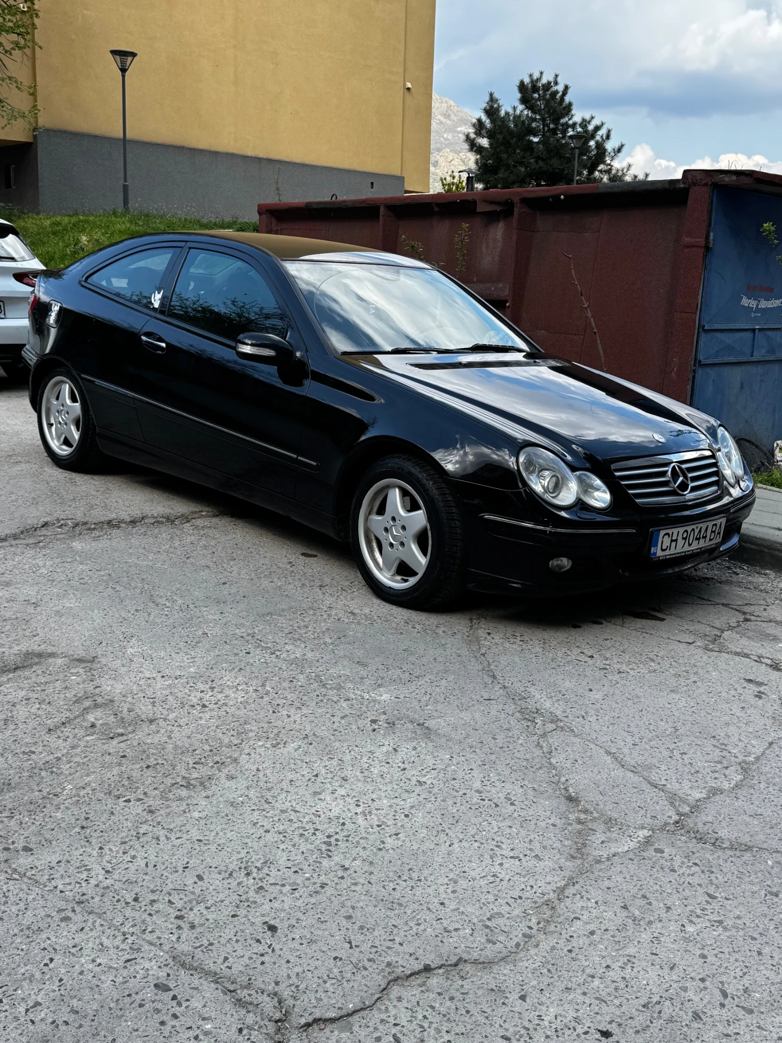 Mercedes-Benz C 220 Mercedes-Benz C220 CDI (W203)   Напълно обслужен, , снимка 2 - Автомобили и джипове - 54461401