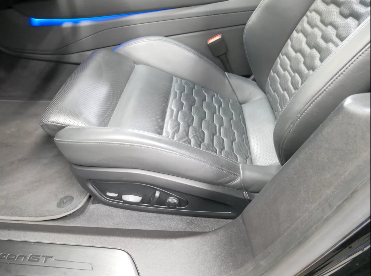 Audi E-Tron GT QUATTRO* MATRIX* B&O* HUD* 360* ����������* �����* | Mobile.bg � ����������� 8