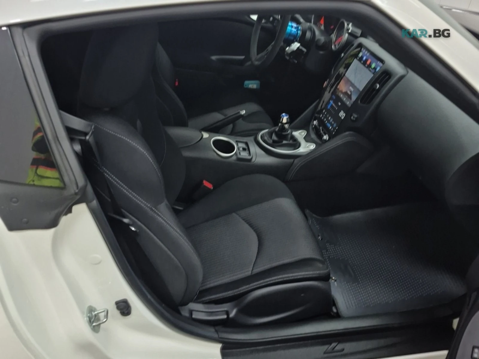 Nissan 370Z ���������� ���� �� �������� | Mobile.bg � ����������� 11